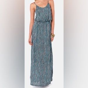Lulus blue and grey print maxi dress